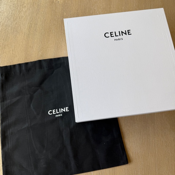 CELINE BULKY LACED UP BOOT | BLACK - Picture 13 of 13